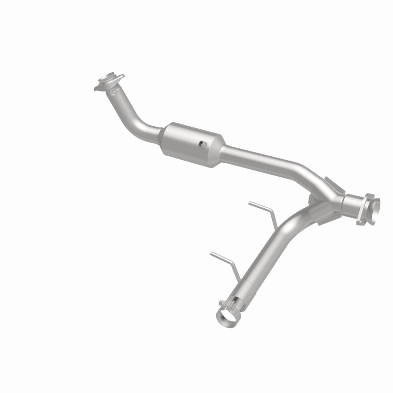 MagnaFlow 2005 Lincoln Navigator 5.4L Direct Fit Converter thumbnail 5