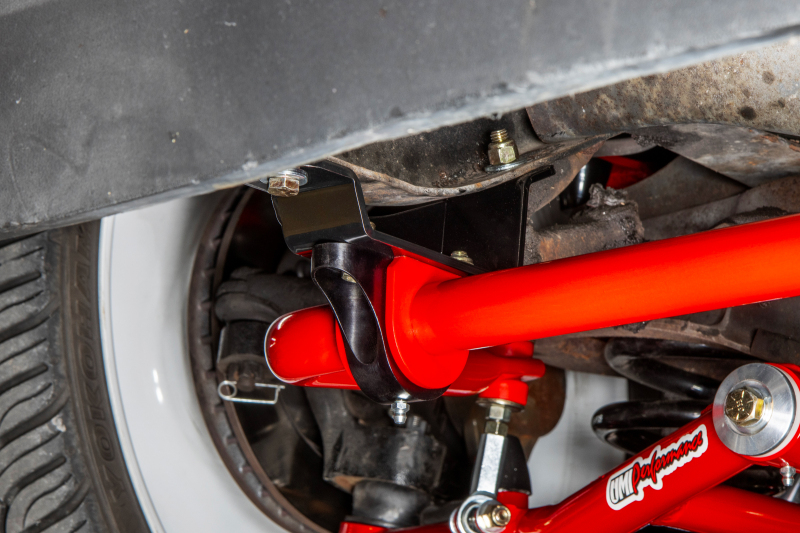 UMI Performance 63-87 GM C10 Front Sway Bar Brackets Lowered thumbnail 4