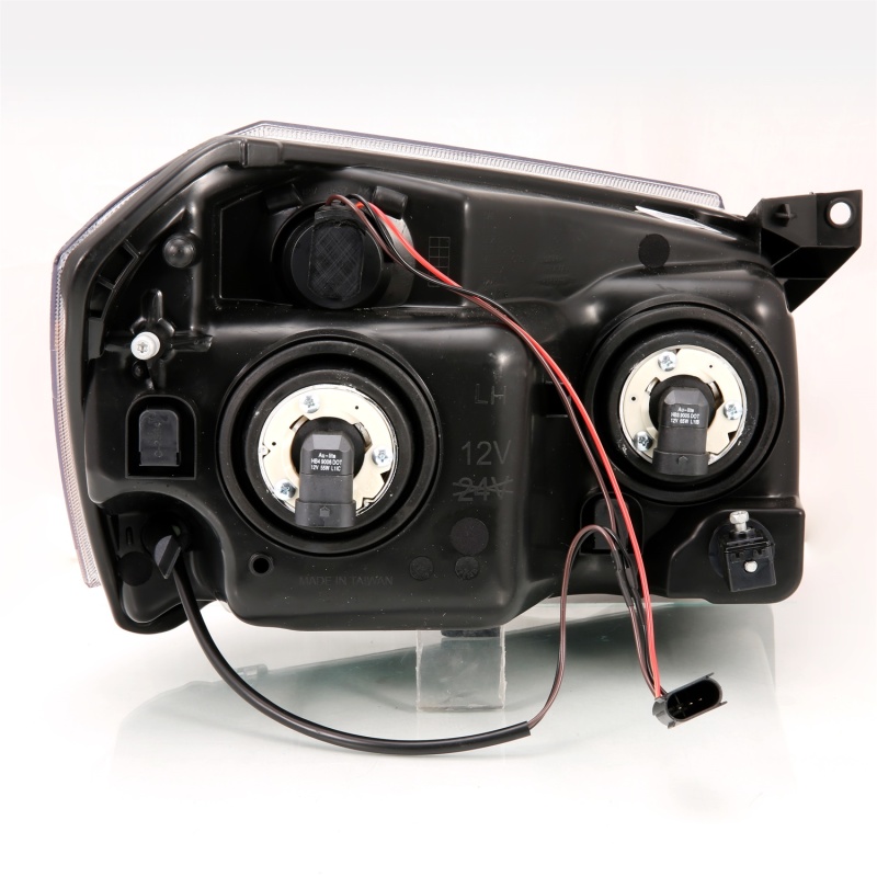 ANZO 2005-2007 Dodge Magnum Crystal Headlight Black Amber thumbnail 6