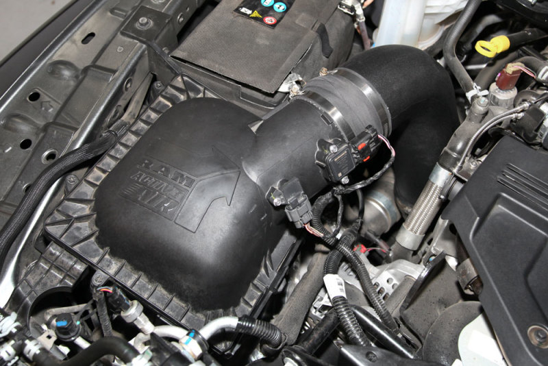 K&N 13-15 RAM 2500/3500 L6-6.7L DSL Performance Intake Kit thumbnail 9