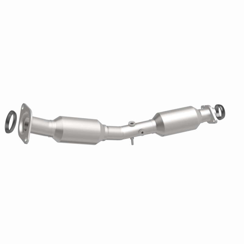Magnaflow 13-15 Nissan Sentra 1.8L California Grade CARB Compliant DF Catalytic Converter
