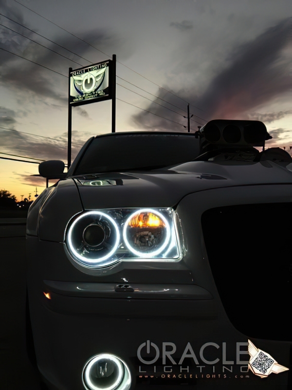 Oracle 05-10 Chrysler 300C LED Fog Light Halo Kit - Green