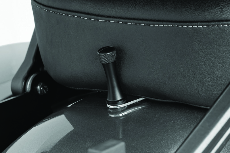 Kuryakyn Seat Screw Extended Black 1/4in-20 thumbnail 3