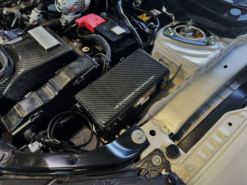 HKS DRY CARBON FUSE BOX COVER FK8 thumbnail 2