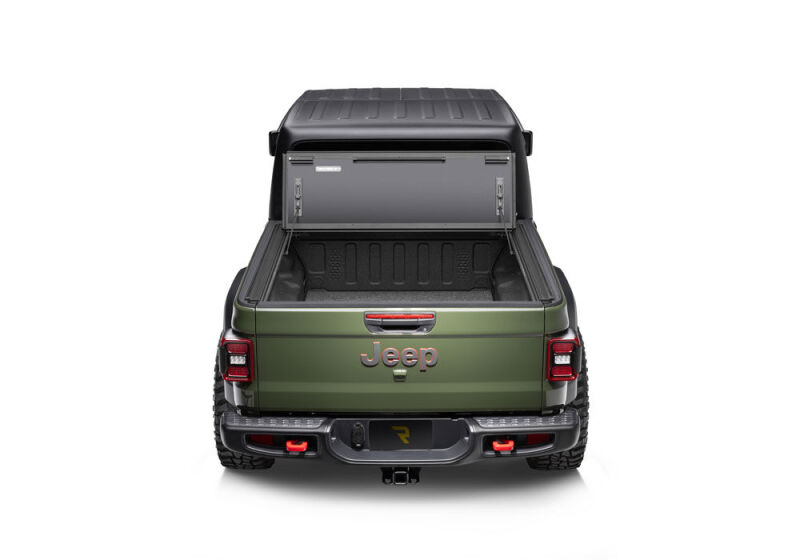 BAK 20-26 GM Silverado/Sierra 2500/3500 HD 8.2ft Bed BAKFlip MX4 TS