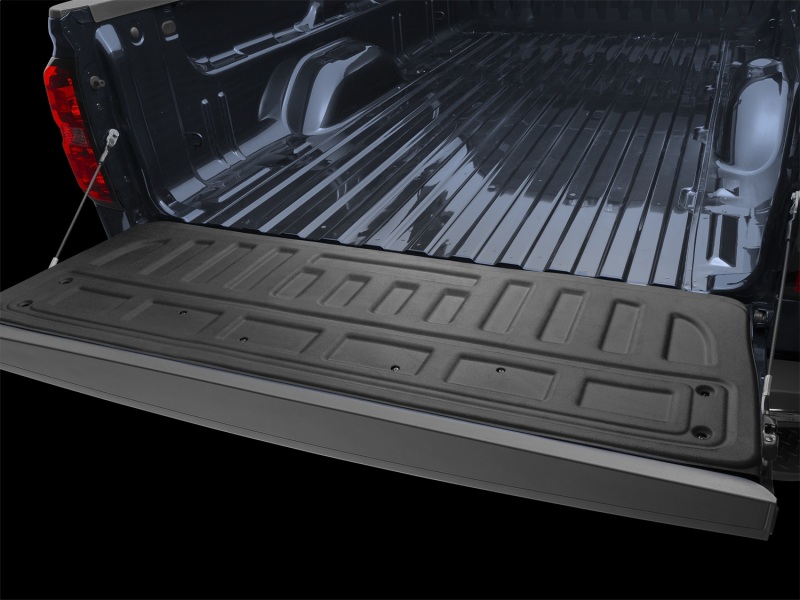 WeatherTech 14+ Chevrolet Silverado TechLiner - Black thumbnail 9