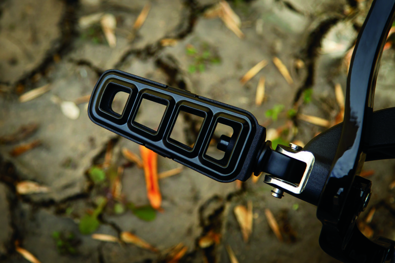 Kuryakyn Dillinger Pegs 6659 Foot Pegs, Dillinger, Aluminum, Satin Black, Pair thumbnail 4