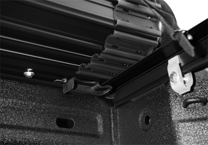 Truxedo 2020 GMC Sierra & Chevrolet Silverado 2500HD & 3500HD 6ft 9in Sentry Bed Cover thumbnail 7