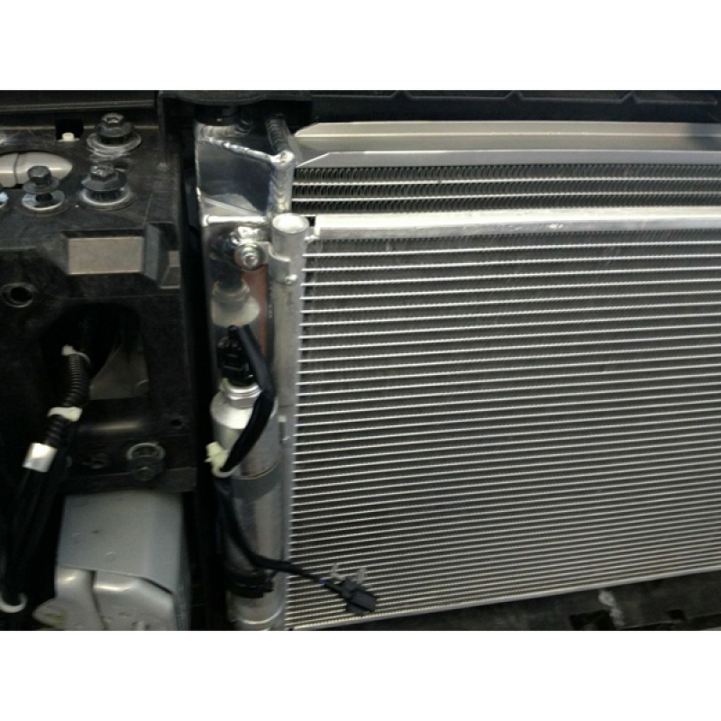 Mishimoto 09+ Nissan 370Z Manual Radiator thumbnail 5