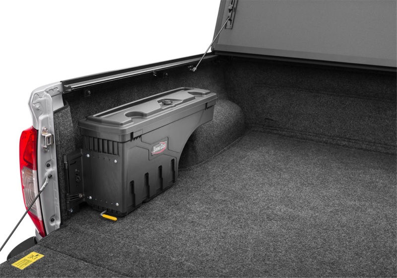 UnderCover 2022 Nissan Frontier Ext/Crew All Beds Drivers Side Swing Case - Black Smooth thumbnail 6