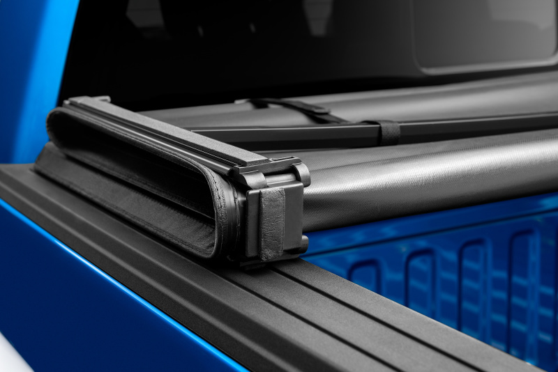 Lund 22-23 Nissan Frontier 6ft. Bed - Genesis Tri-Fold Tonneau Cover - Black thumbnail 6