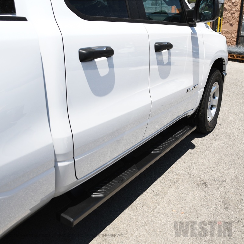 Westin 19-26 Ram 1500 Quad Cab (Excl Ram 1500 Classic) R5 Nerf Step Bars - Black thumbnail 7